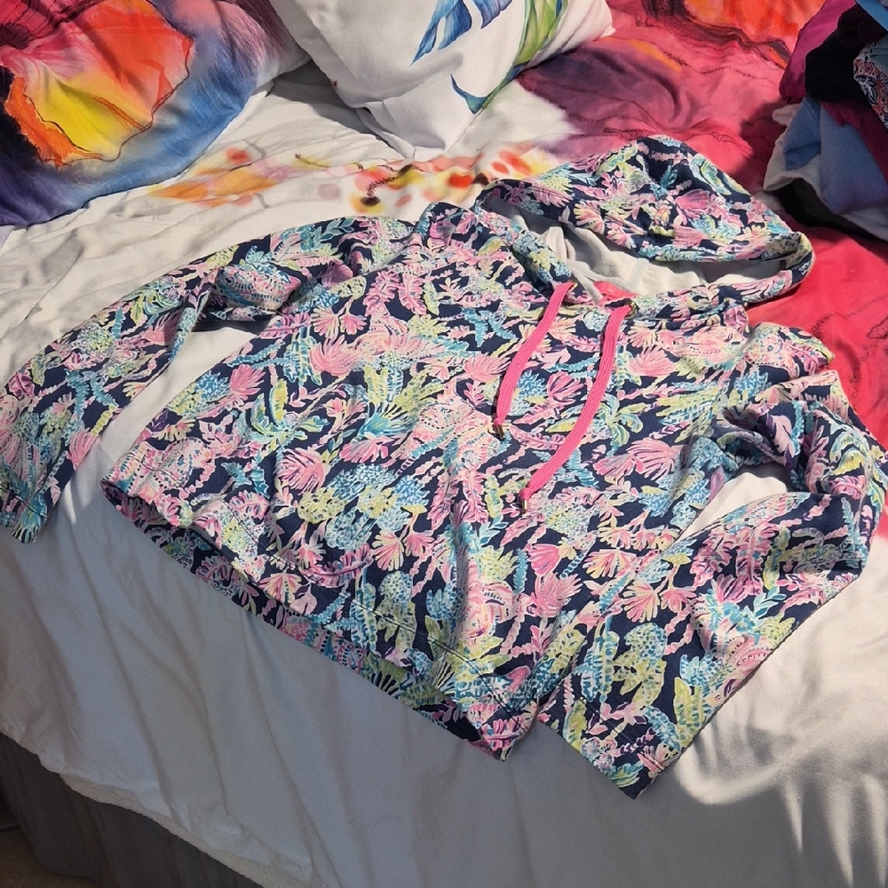 Lilly Pulitzer Vibrant Floral Hoodie